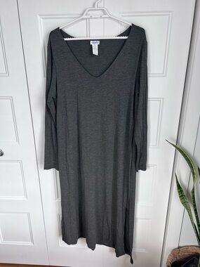 Arianne V-Neck Long Sleeve Dress - Charcoal